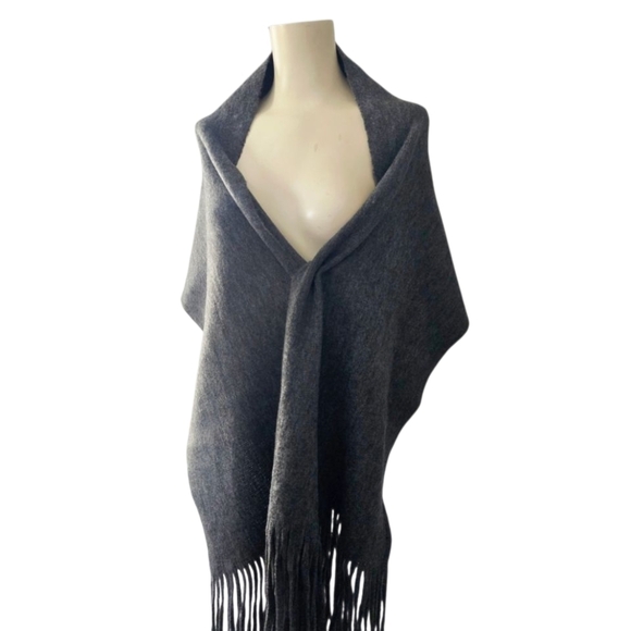 Lucky Brand Accessories - Lucky Brand Charcoal Gray Sweater Scarf Shawl Wrap New with Tags Classic Fringe